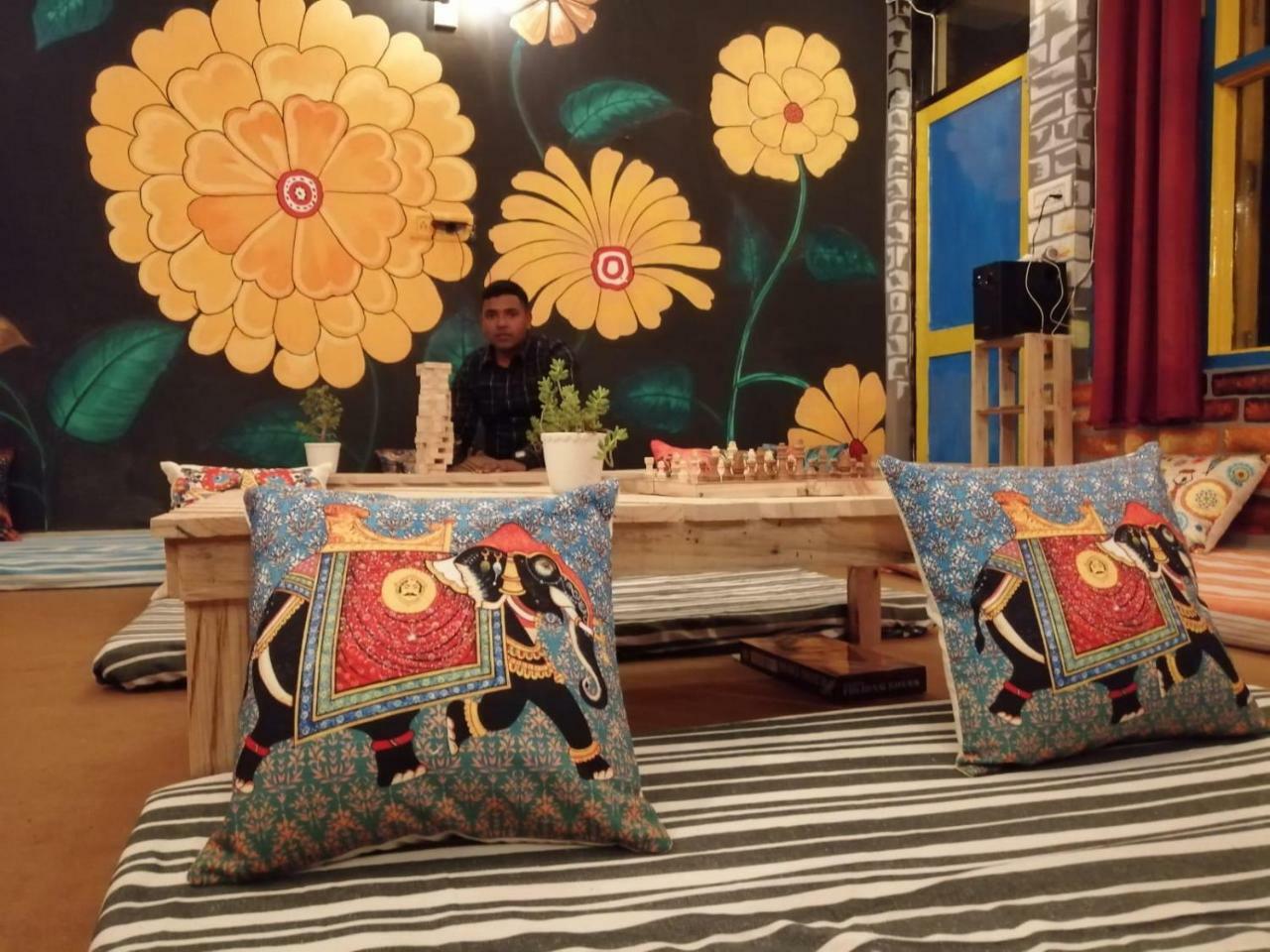 La Vaca India Mcleodganj Hostel McLeod Ganj Ngoại thất bức ảnh