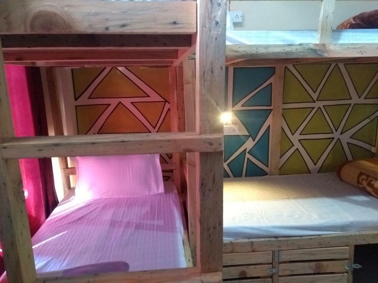 La Vaca India Mcleodganj Hostel McLeod Ganj Ngoại thất bức ảnh