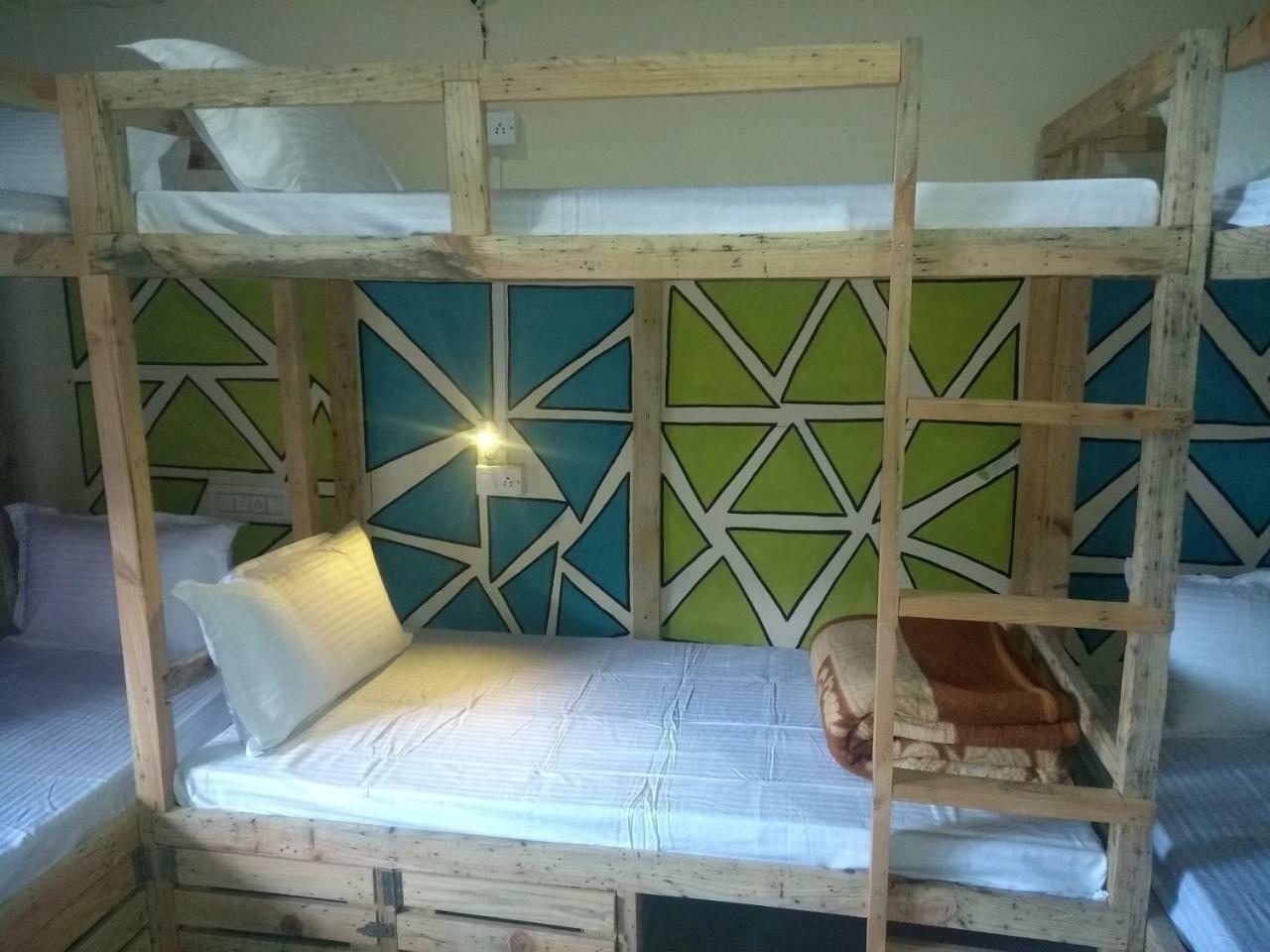 La Vaca India Mcleodganj Hostel McLeod Ganj Ngoại thất bức ảnh