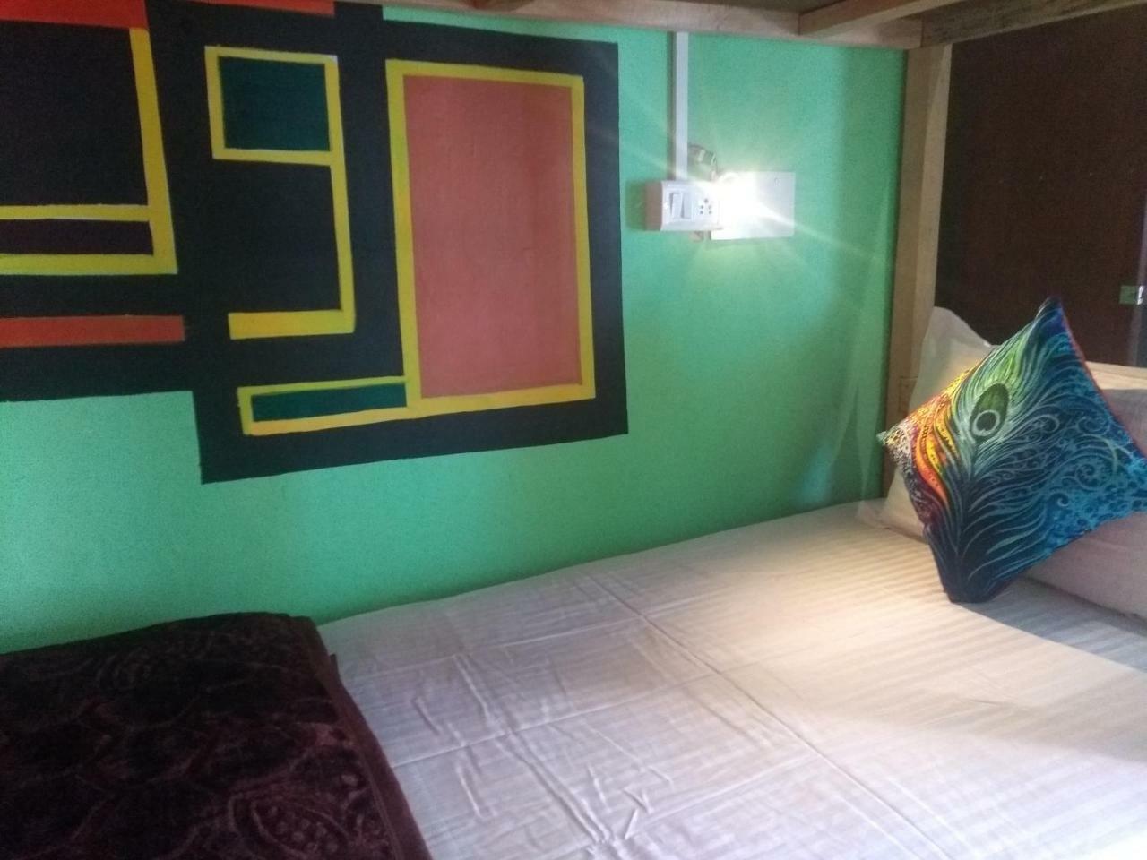 La Vaca India Mcleodganj Hostel McLeod Ganj Ngoại thất bức ảnh